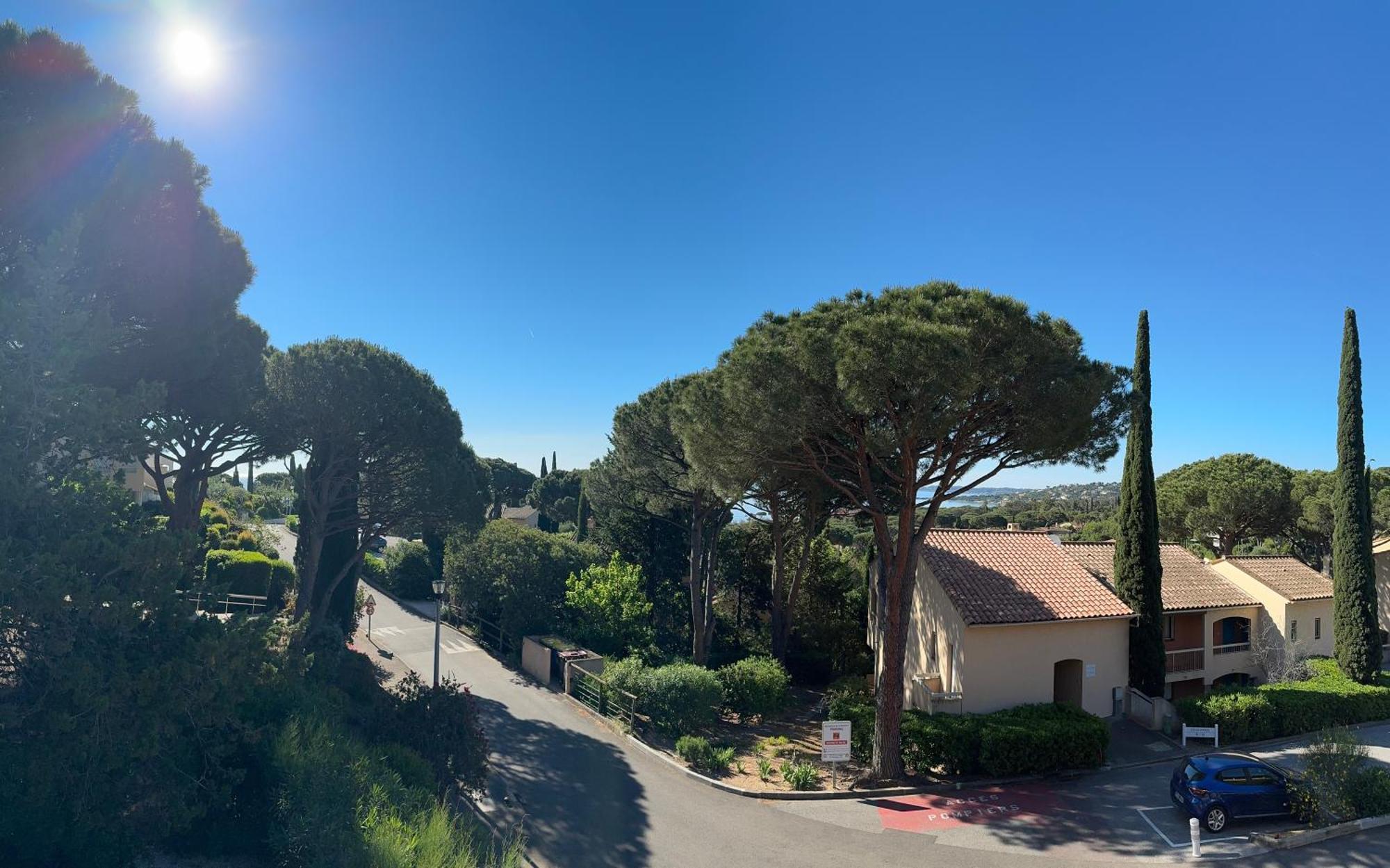 Appartement Vue Mer Avec Balcon Σαιντ-Μαξίμ Εξωτερικό φωτογραφία